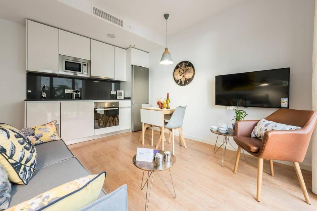 Chamberi Con Jardin C By Regalatemadrid Apartment Bagian luar foto