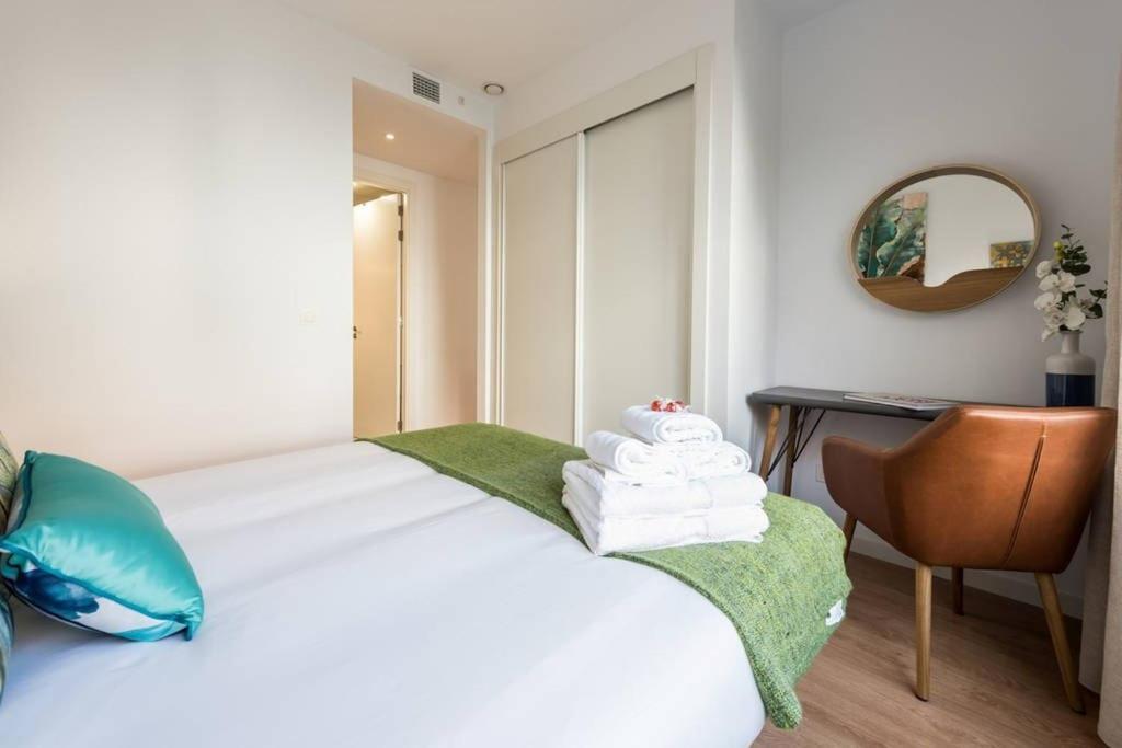 Chamberi Con Jardin C By Regalatemadrid Apartment Bagian luar foto